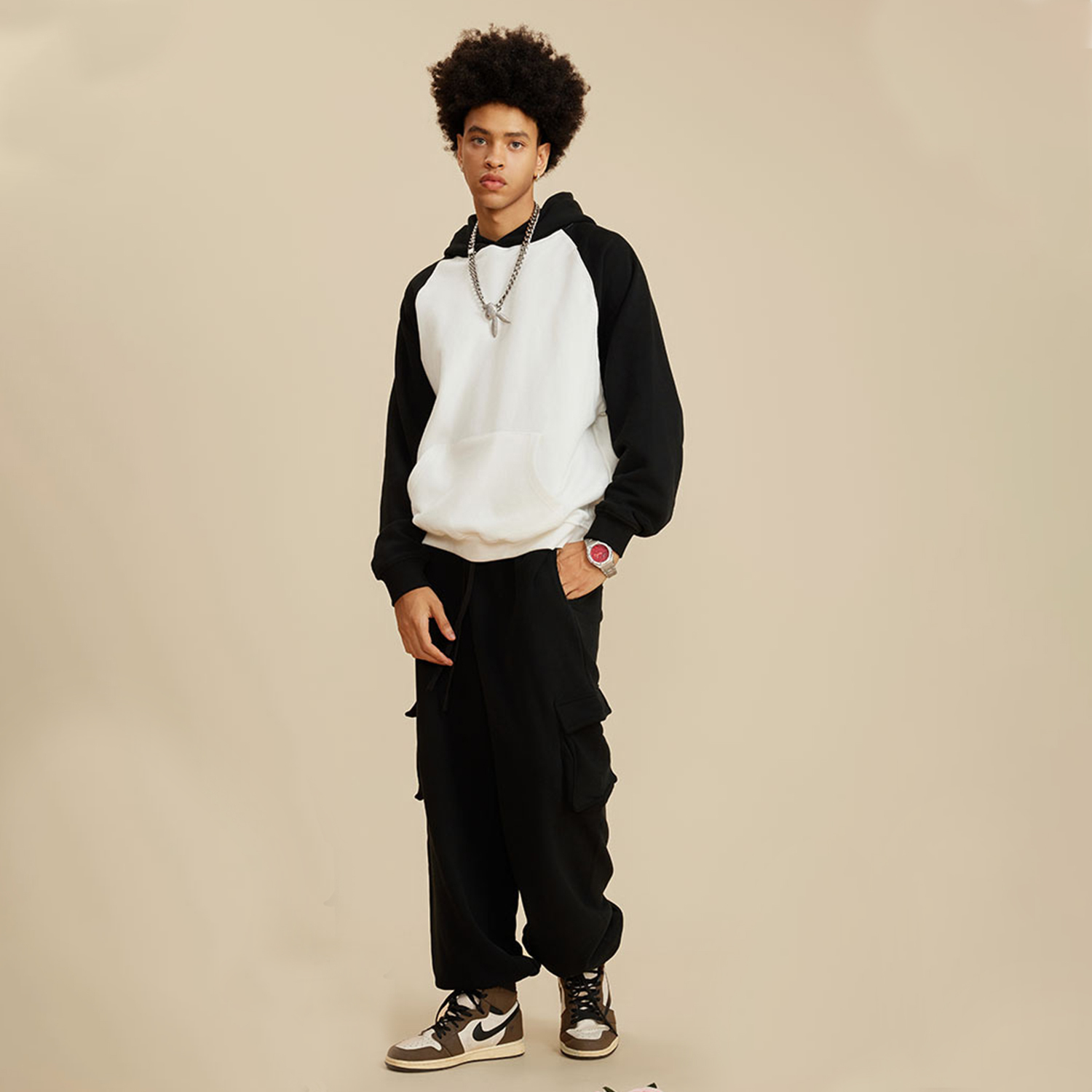 (Black&White)Streetwear Two Tone Raglan Sleeve Fleece Hoodie-2