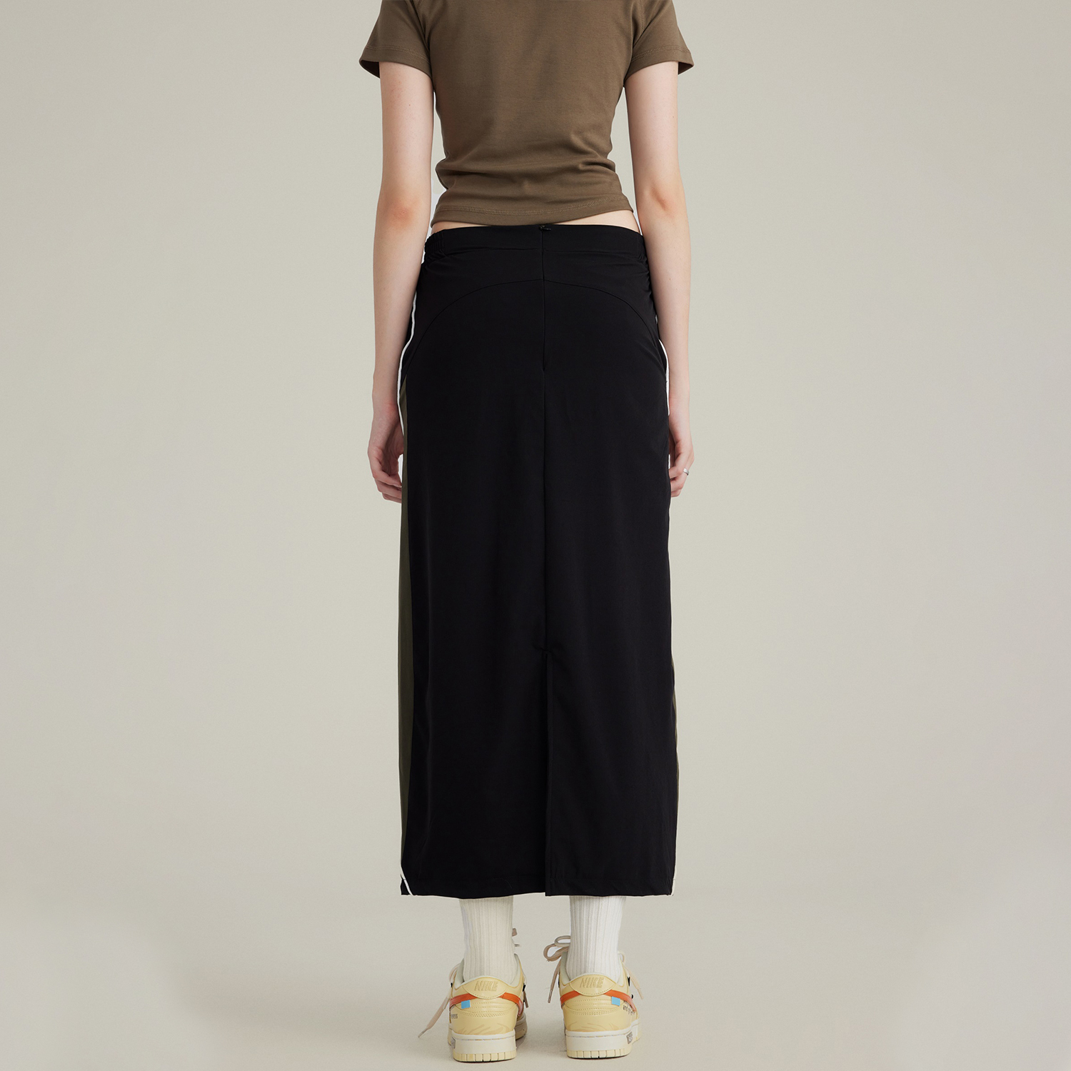 Streetwear Women's Colorblock Maxi Black Dress - Print On Demand | HugePOD-2