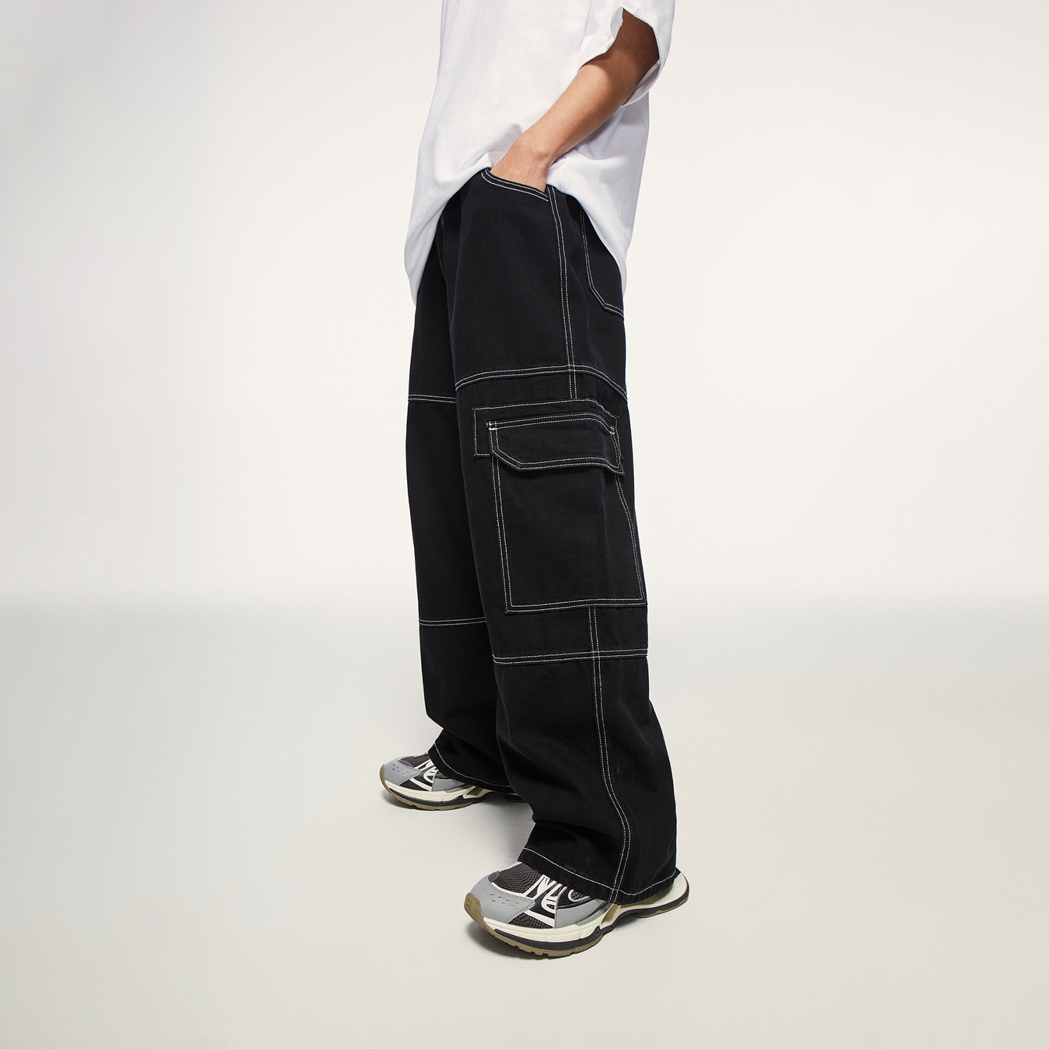 Streetwear Unisex Pockets Wide-Legged Straight Cut Denim Jeans (Black) - Print On Demand | HugePOD-3