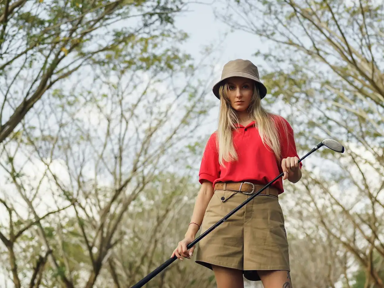 A women wear custom sportswear