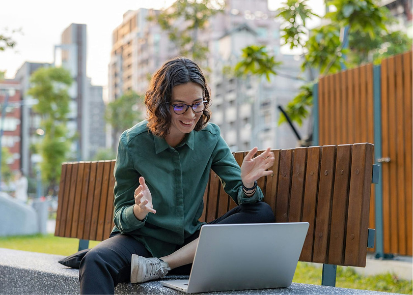 woman running her own business and making money
